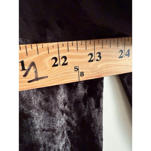 Vintage Crushed Velvet Shirt Womens 1X Black Crushed Velvet Dark Goth Romantic - Picture 6 of 6